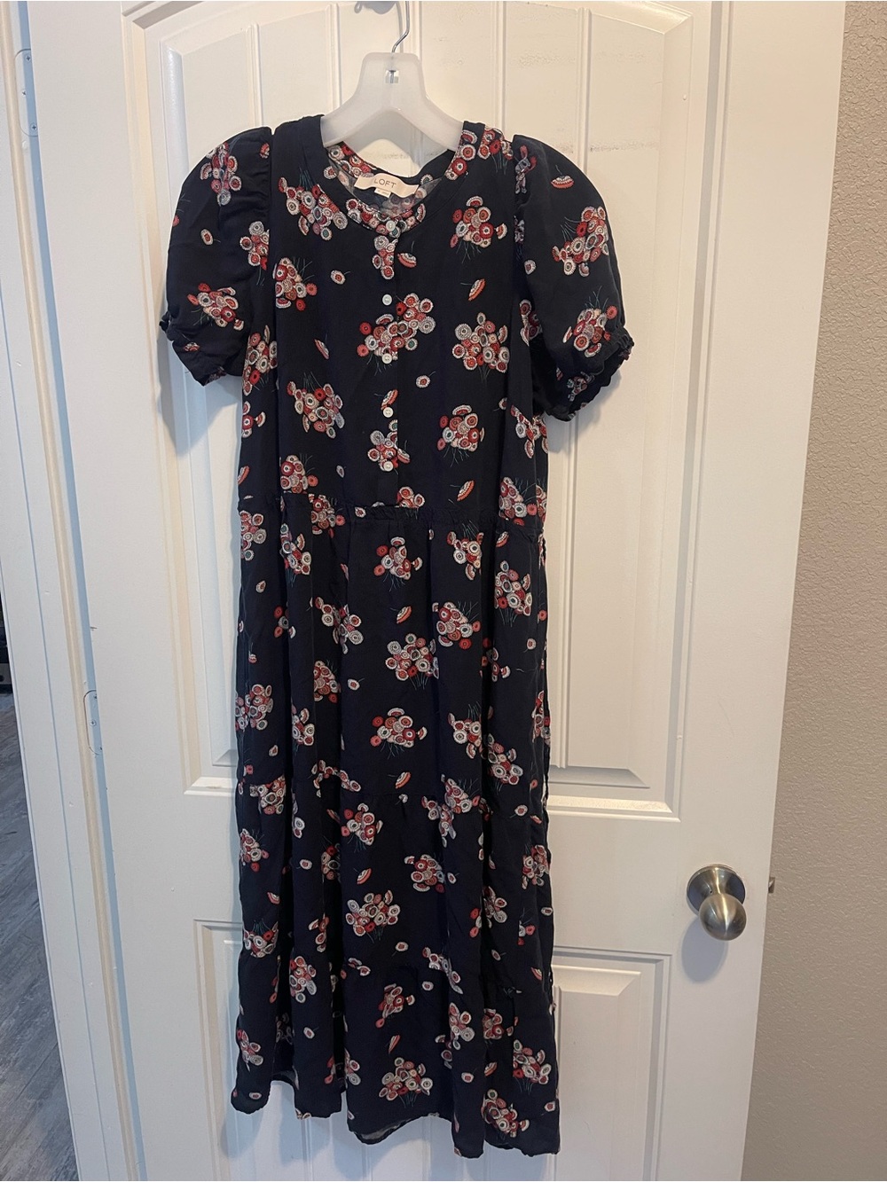 Loft floral Navy Midi Dress with Puff Sleeves - Women's Dress romantic coquette